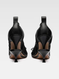 De ballerina's met dubbele hak