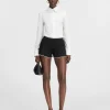 De gebreide shorts met plooien