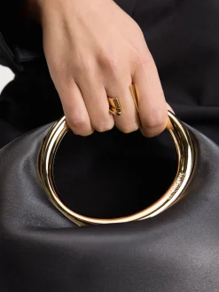 De J ring