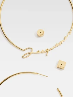 De Jacquemus oorringen