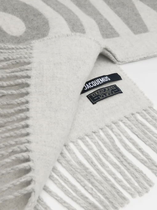 De Jacquemus sjaal