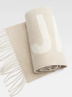 De Jacquemus sjaal