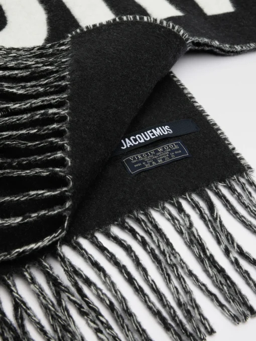 De Jacquemus sjaal