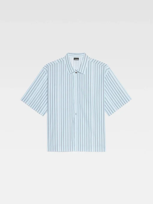 Het shirt met korte mouwen