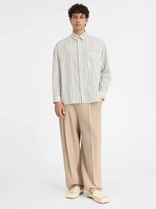 Het shirt met lange mouwen
