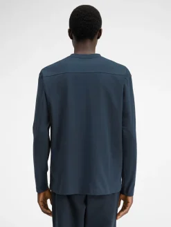 Het shirt met lange mouwen
