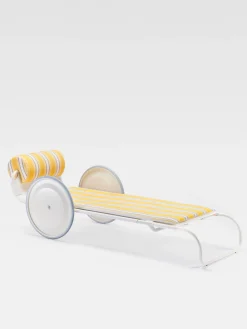 Locus Solus ligstoel Gae Aulenti Jacquemus+Exteta